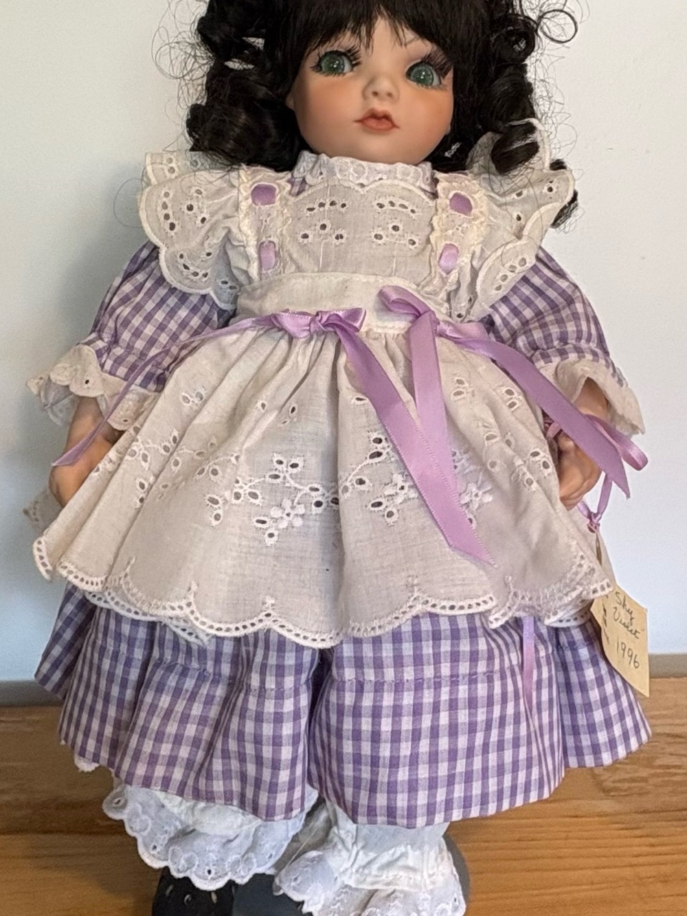 Cuties Handmade Artist Doll Shy Violet by Gloria Davies 1996 “Shy Violet” - Picture 13 of 15